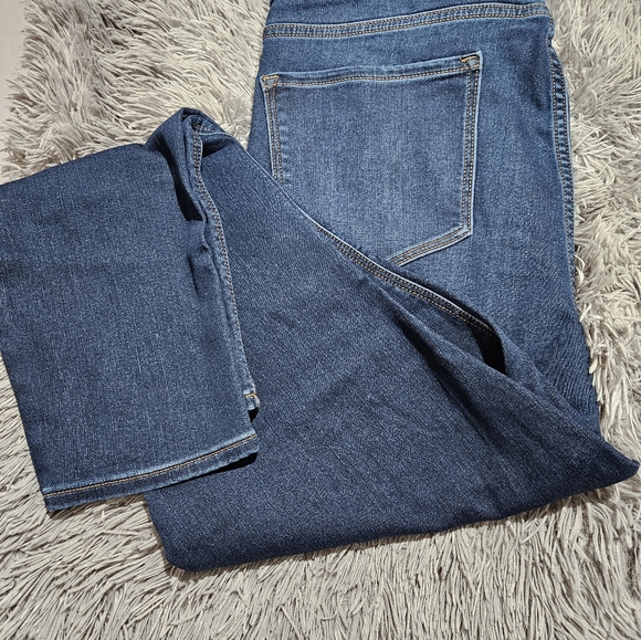 Old Navy Jeans Plus Size 18Tall - Picture 2 of 3